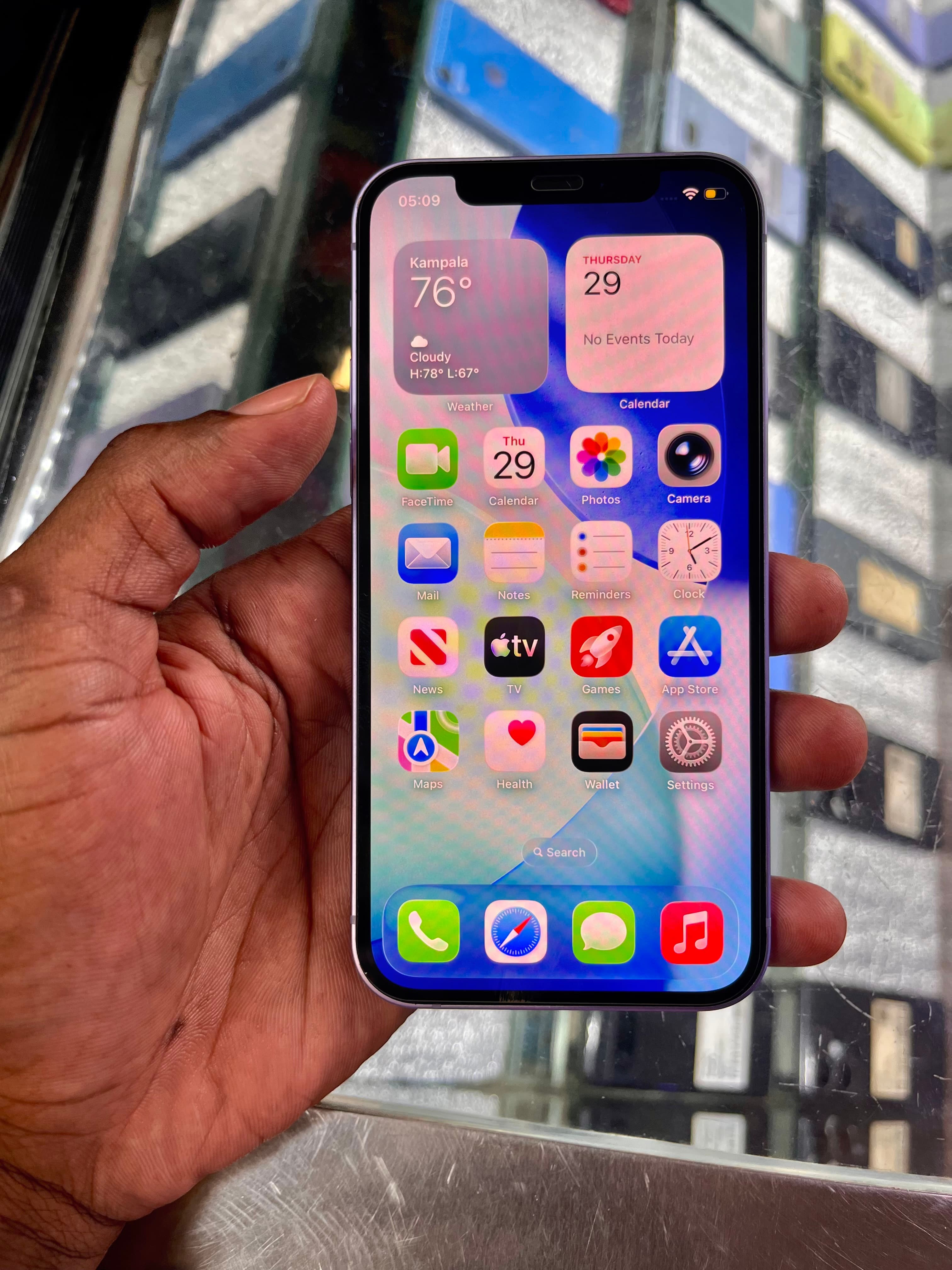 iPhone 12